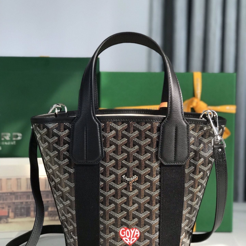 Go*ard bucket bags
